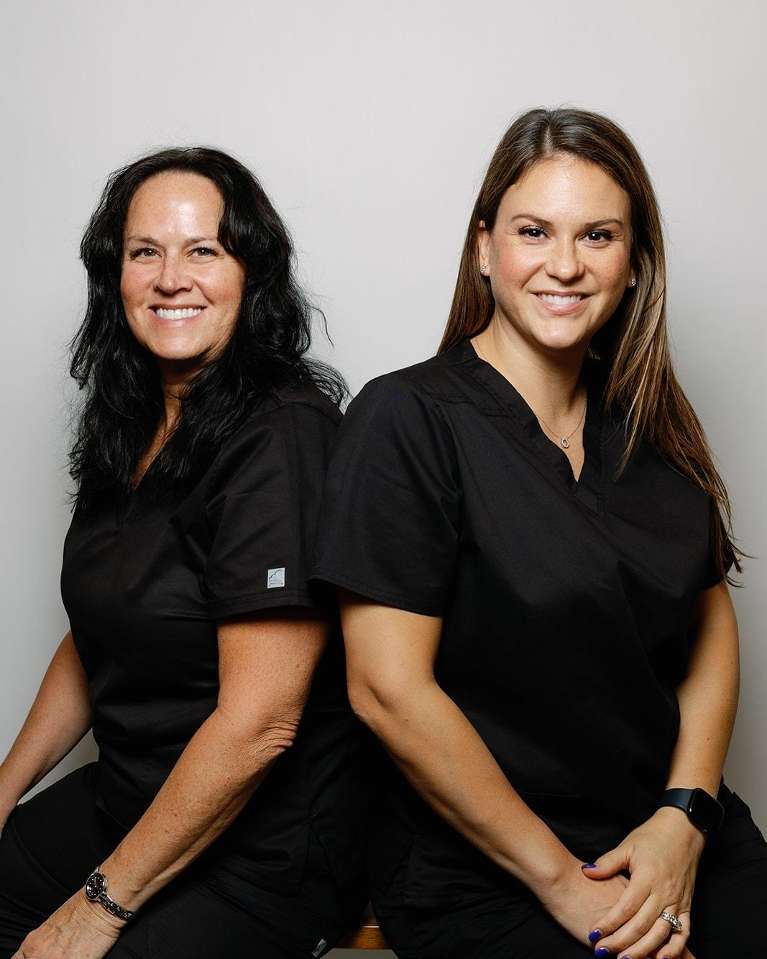 Photo of Dr. Thomas & Dr. Peters smiling at Thomas Family Dentistry, Hermitage, PA
